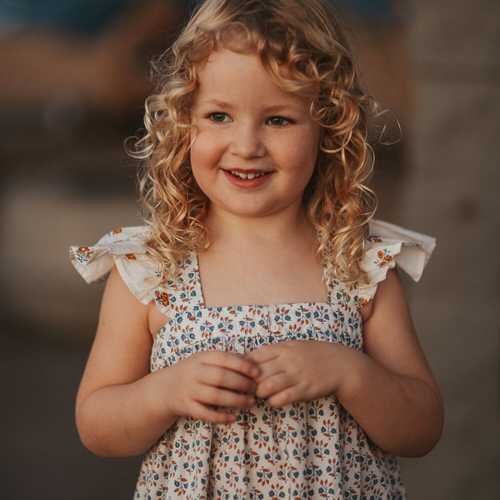 Kids Doen floral dress // Size 5 // EUC